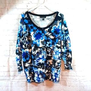Lane Bryant Blue& White  Floral Carnigan Sweater XL